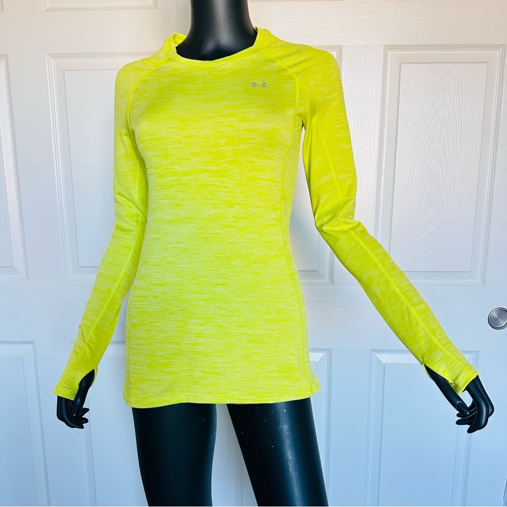 Under Armour Women's Bright Yellow Sweatshirt Cold gear Long Sleeve
